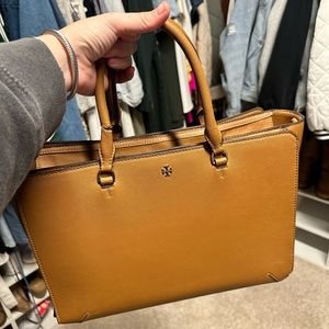 Tory Burch Robinson Tote - used